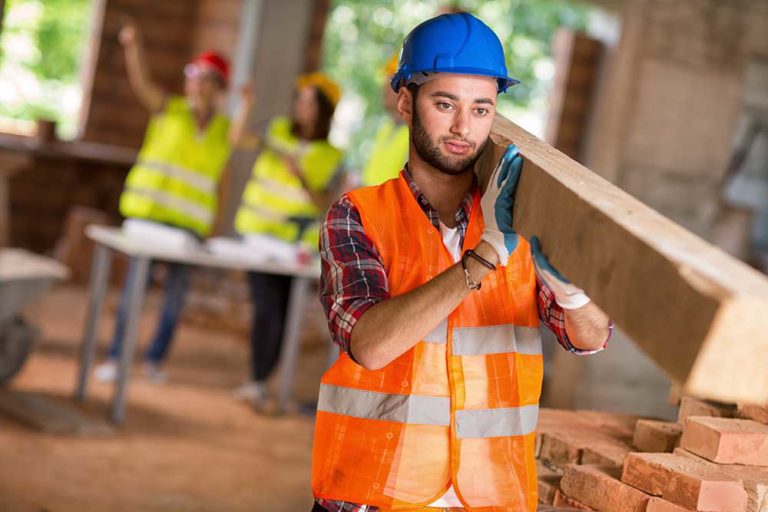 what-does-a-construction-laborer-and-helper-do-and-how-to-become-one