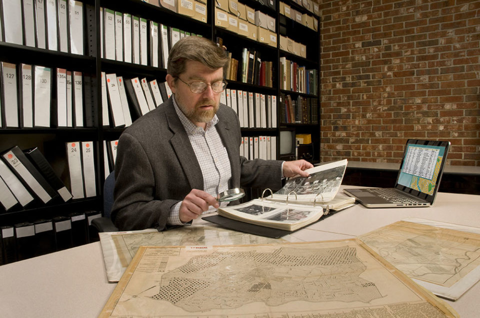 What Does An Archivist Do And How To Become An Archivist Career Video